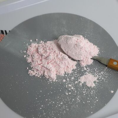 SHUANGYAN Punto de inflamación superior a 200 grados Celsius Polvo de melamina pura aplicado en el procesamiento químico y la producción de materiales duraderos