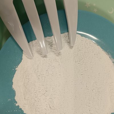 Categoría alimenticia plástica amino de la melamina de Cyanuramide que moldea para la porcelana de imitación