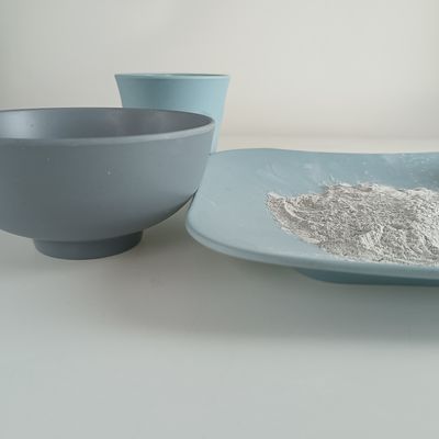 El satinado de la melamina C3H6N6 pulveriza 1,661 la caja fuerte del tacto de la comida de la pureza de la densidad 99,8%