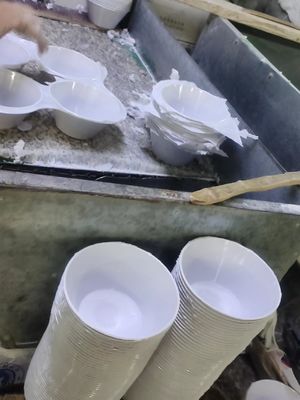 la resina de formaldehído de urea 25kgs/Bag pulveriza el grado industrial para la melamina Tablewave