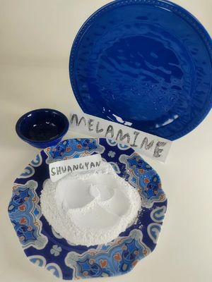 Grado industrial colorido Shinning de la pureza del polvo 99,85% de la melamina de los reza