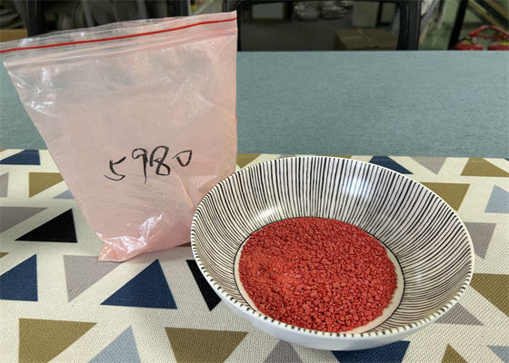 Gránulos de la melamina de la mirada que vetean usados para producir el servicio de mesa de imitación de Pocelain