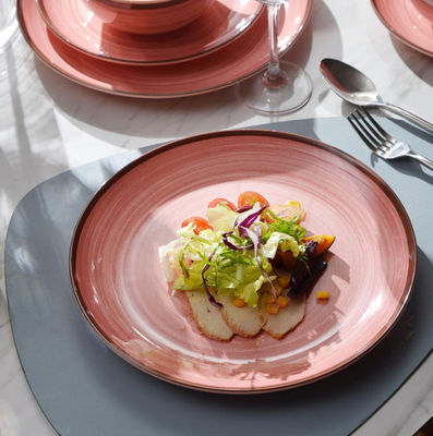 12 piezas de plato y cuenco de melamina para 4 personas.