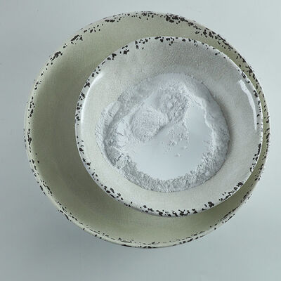 Grado alimenticio GUFAITH Marca Melamina Envases de mesa Plato Taza bandeja Cuenco Cuchara Materia prima 100% Resina de melamina Aminoquímicos